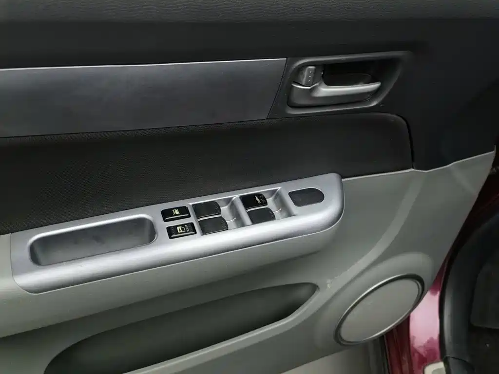 Suzuki Swift — миниатюра 9