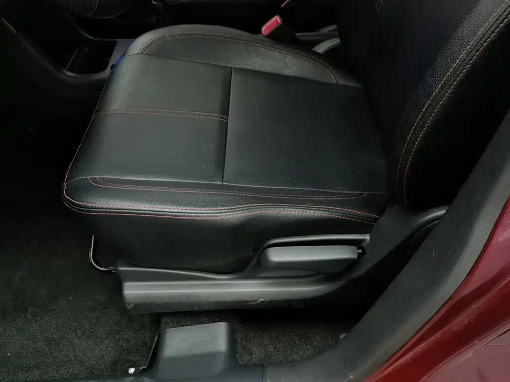 Suzuki Swift — миниатюра 20