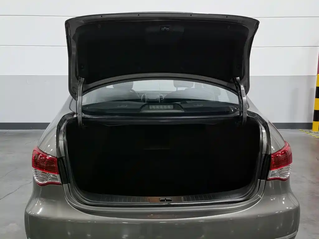 Nissan Sylphy — миниатюра 16