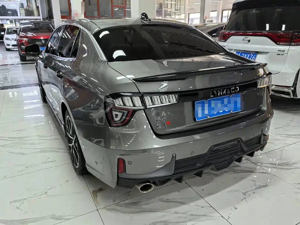 Lynk & Co 03 — миниатюра 4