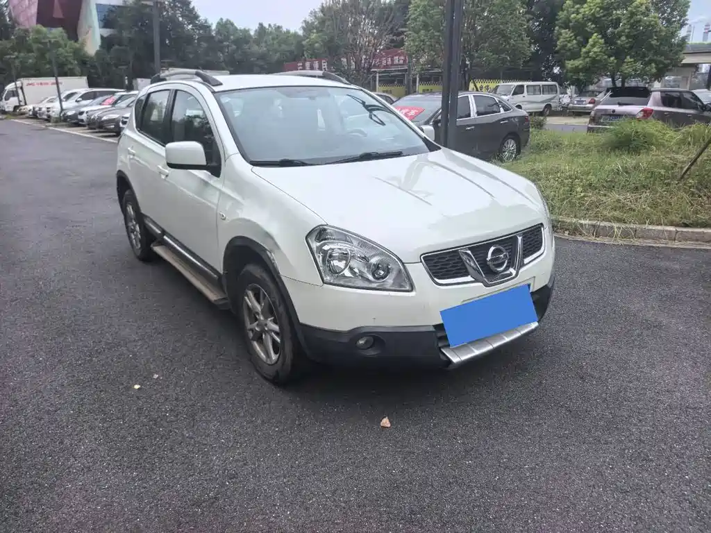 Nissan Qashqai — миниатюра 3