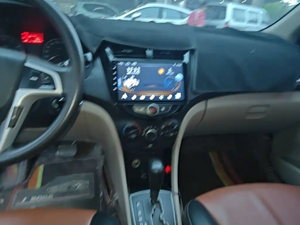 Hyundai Verna — миниатюра 13