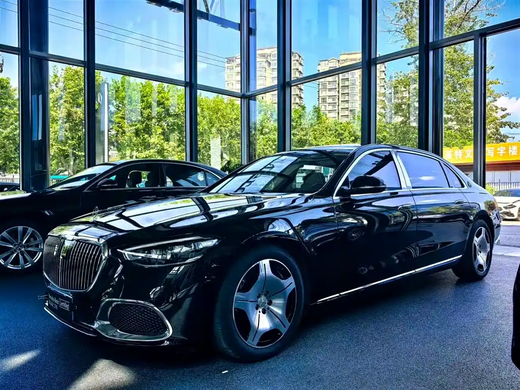 Mercedes-Benz Maybach S-Class