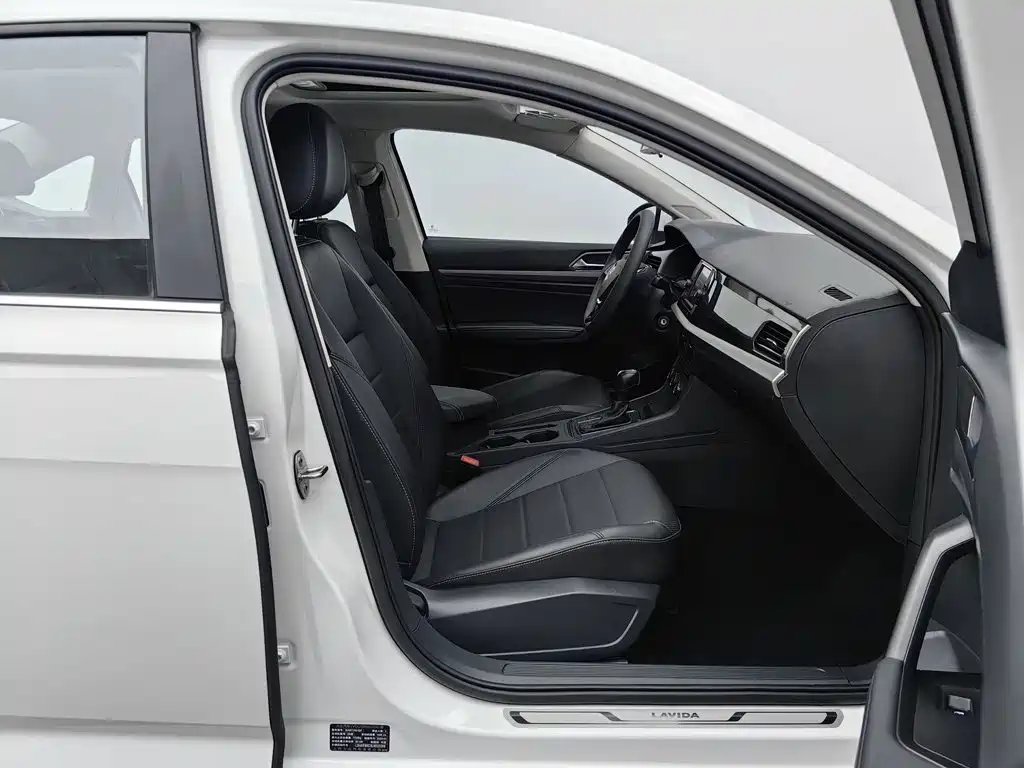 Volkswagen Lavida — миниатюра 23