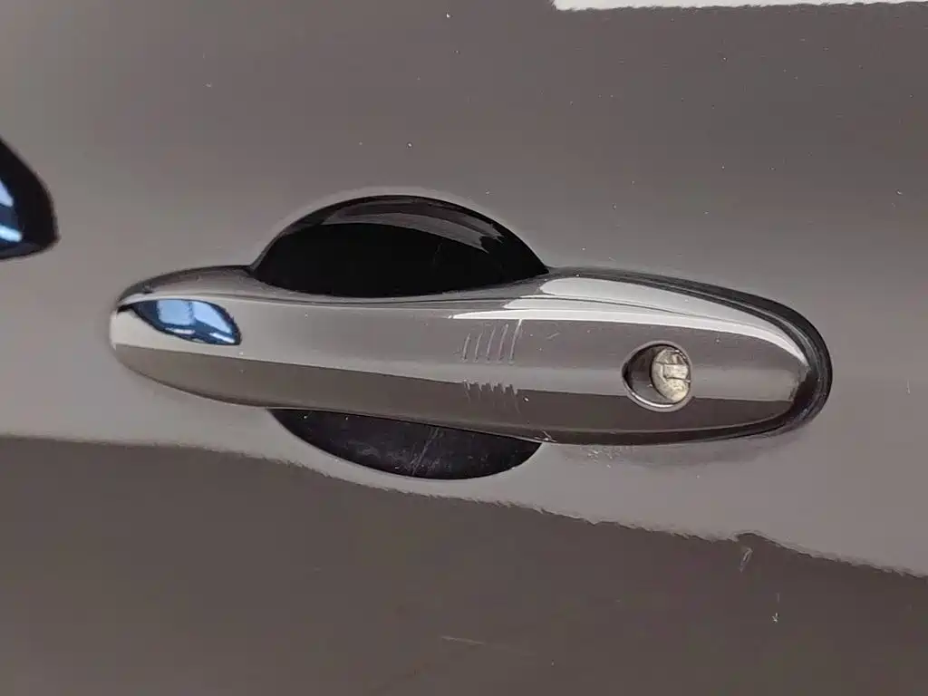 Wey Wey VV7 — миниатюра 18