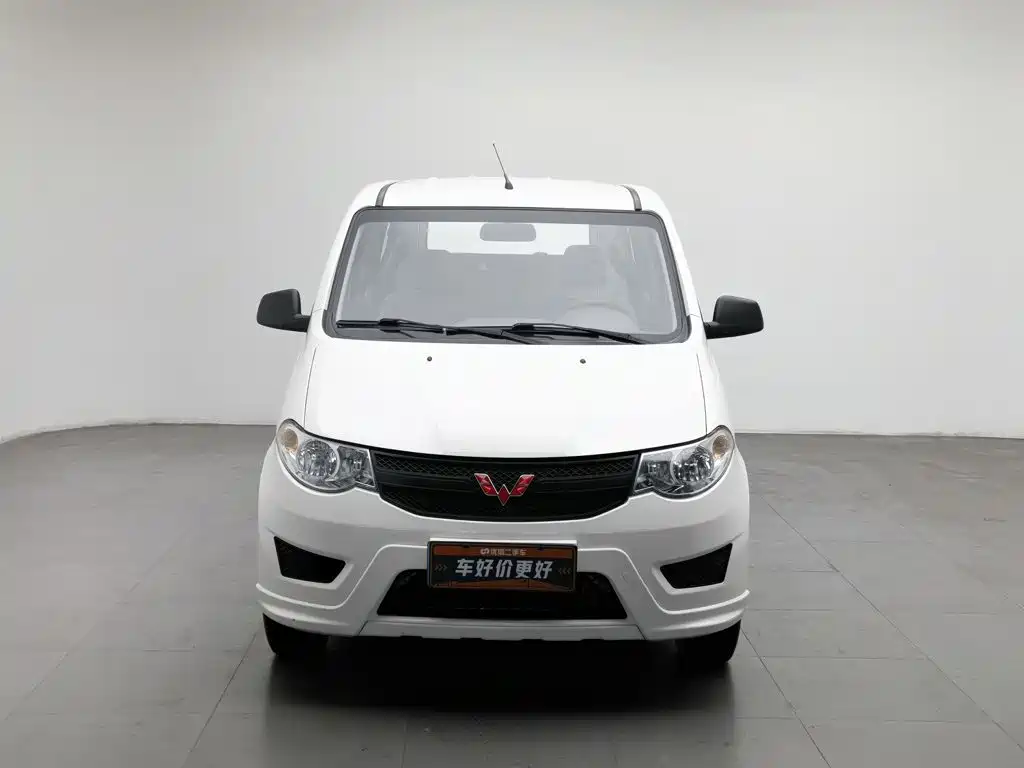 Wuling Hongguang — миниатюра 3