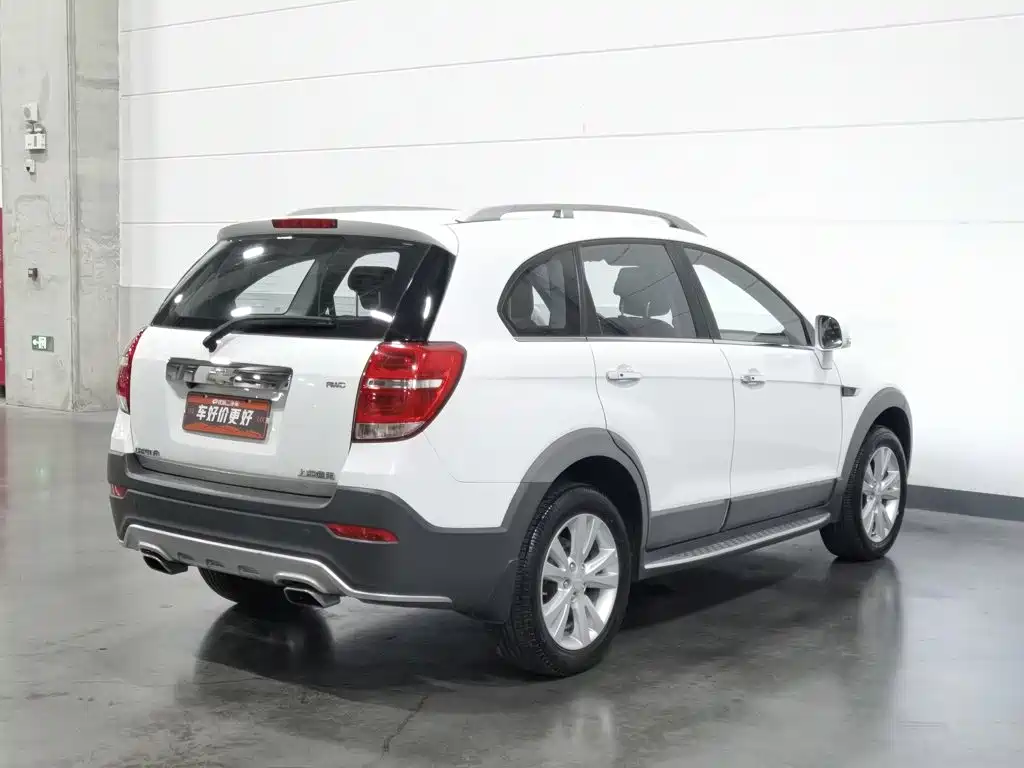 Chevrolet Captiva — миниатюра 2