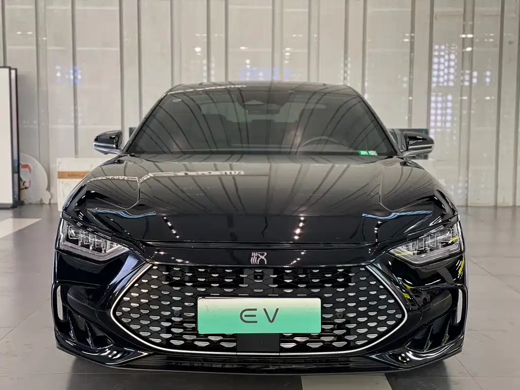 BYD Han — миниатюра 2