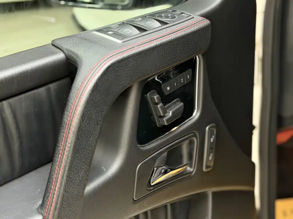 MERCEDES-BENZ G CLASS