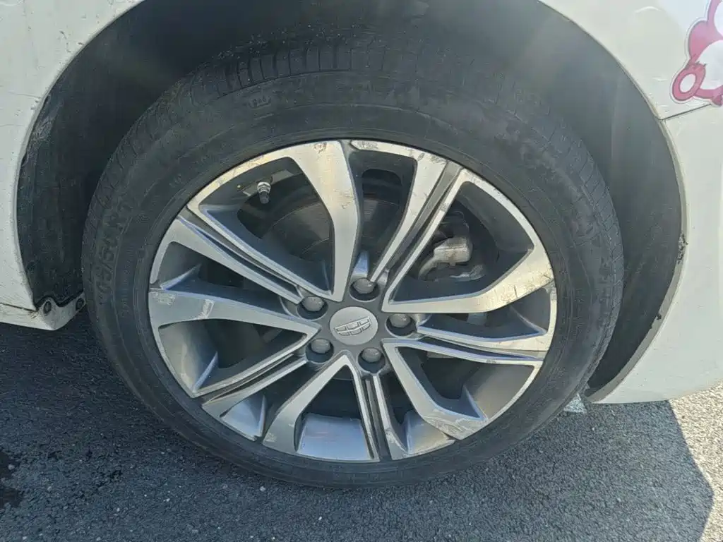Geely Emgrand GL — миниатюра 12