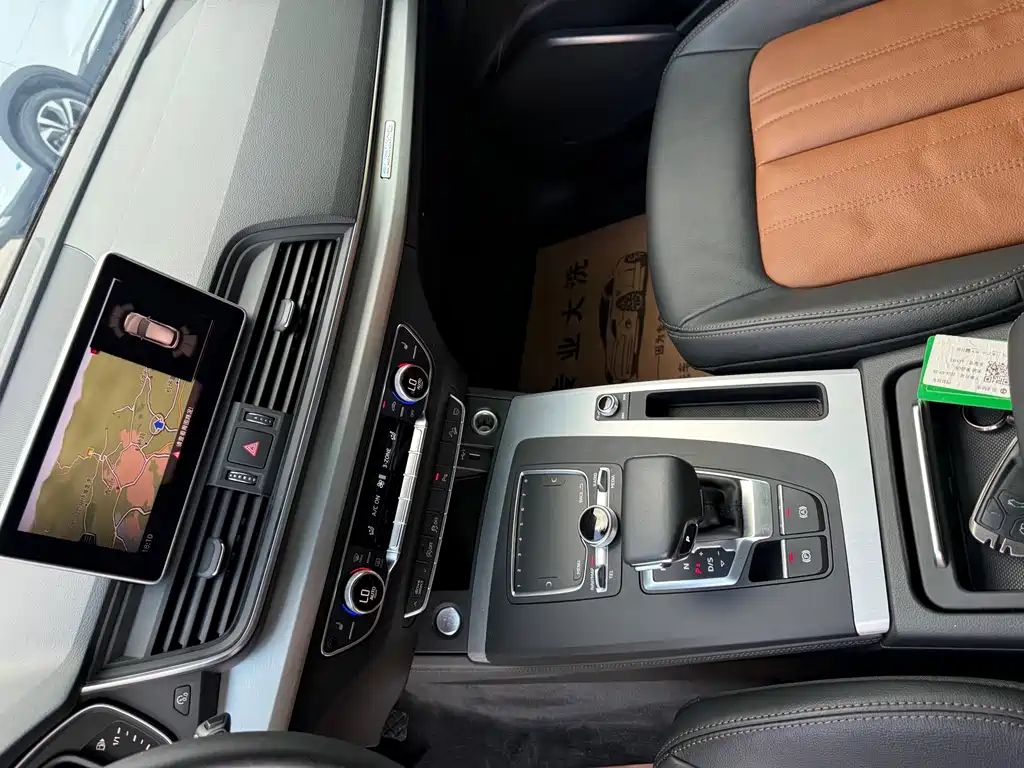Audi Q5L — миниатюра 26