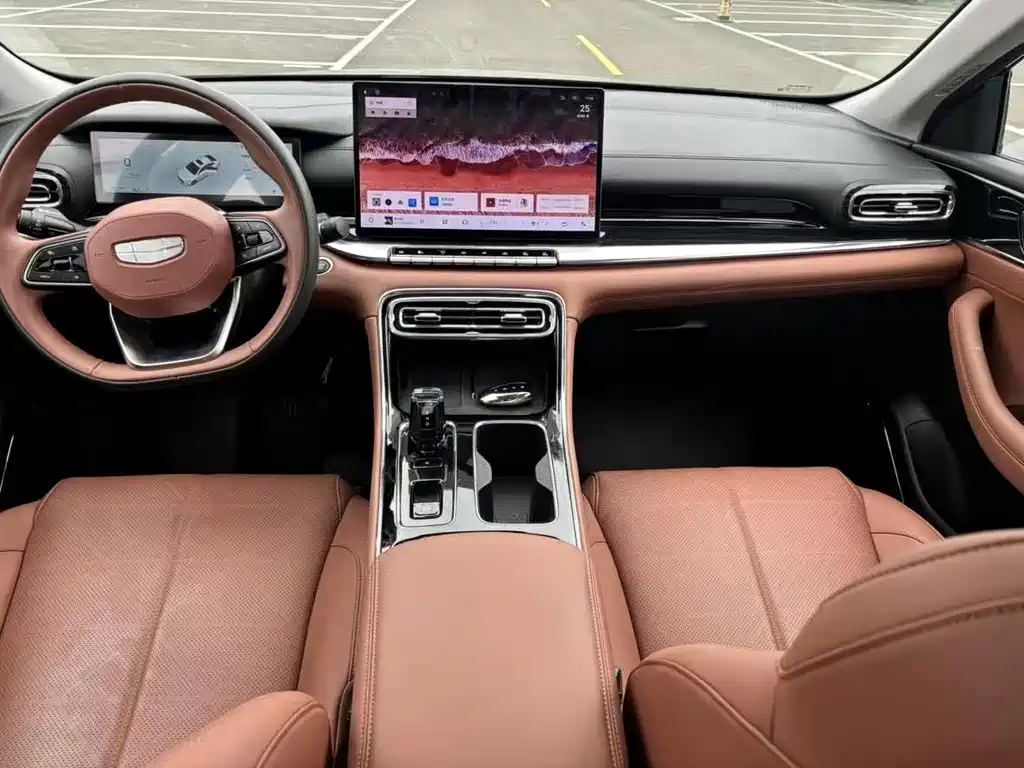 Geely Emgrand — миниатюра 7