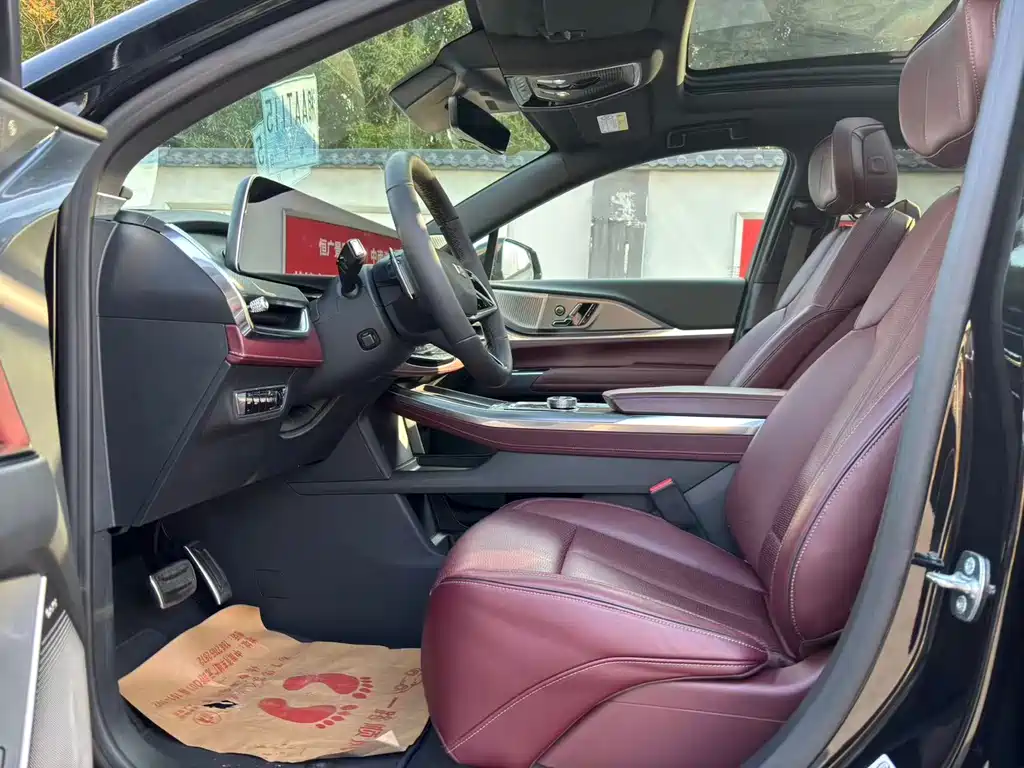 Cadillac XT5 — миниатюра 11