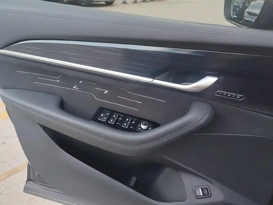 Geely Monjaro L 2024 2.0TD AT