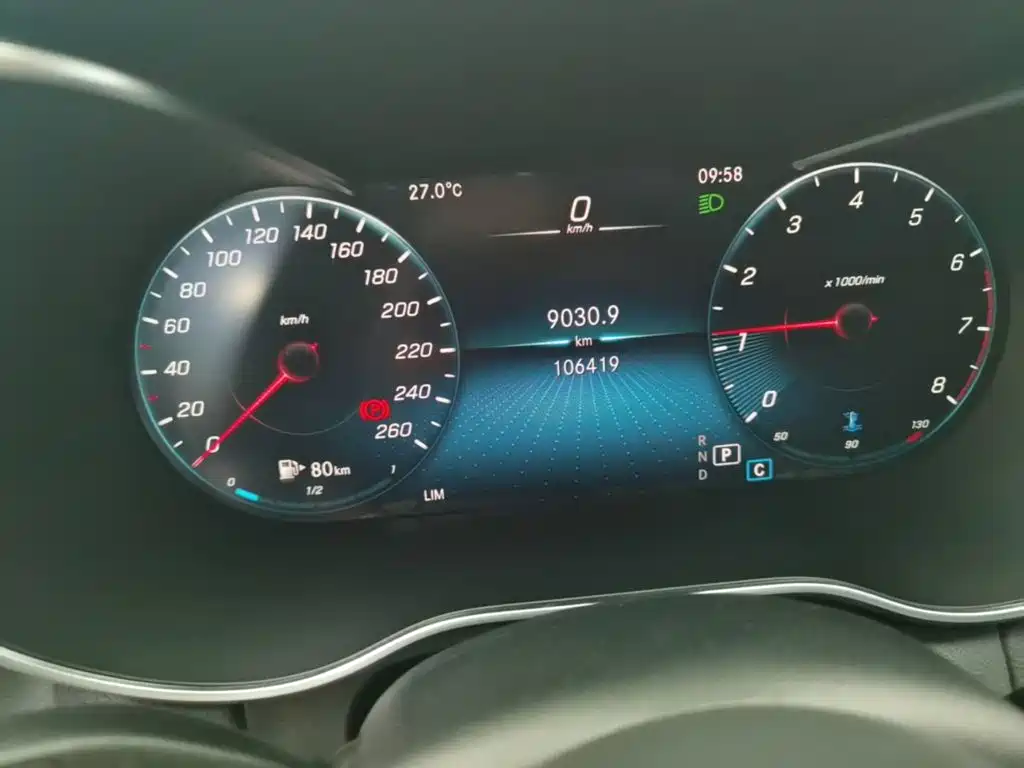 Mercedes-Benz C-Class — миниатюра 12