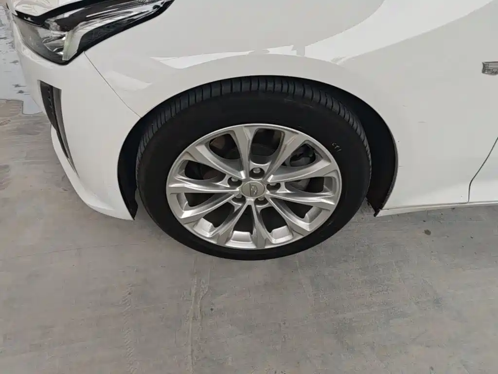 Cadillac CT5 — миниатюра 23