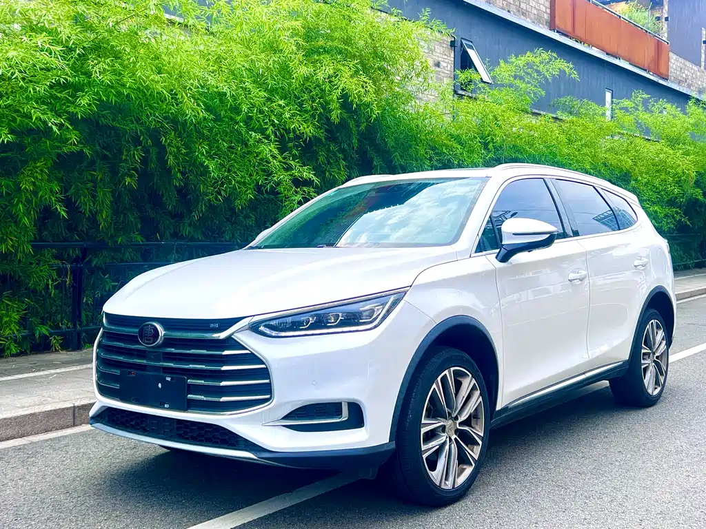 Купить BYD Tang