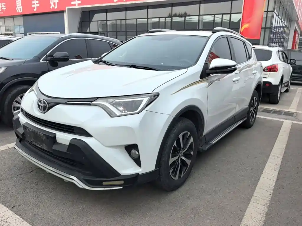 Toyota RAV4 — миниатюра 2