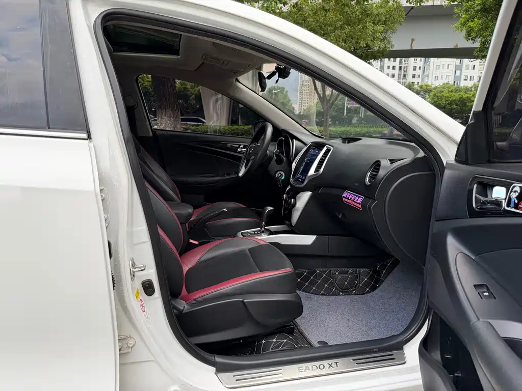 Changan Eado XT — миниатюра 11