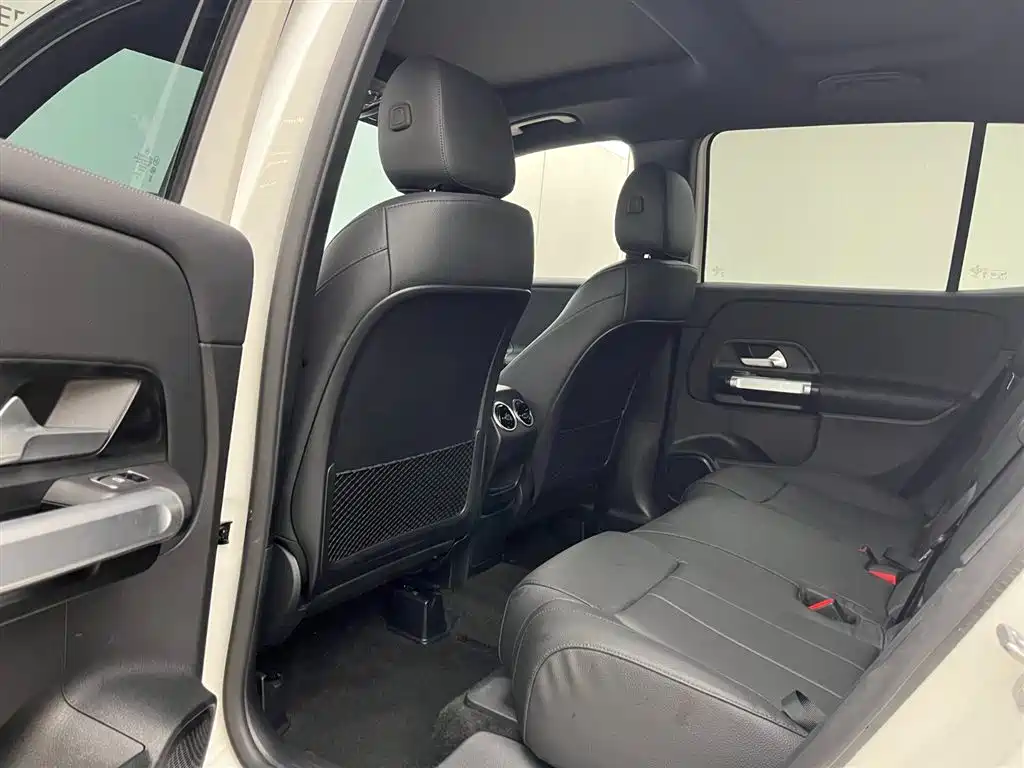 Mercedes-Benz GLB 2024 GLB 200