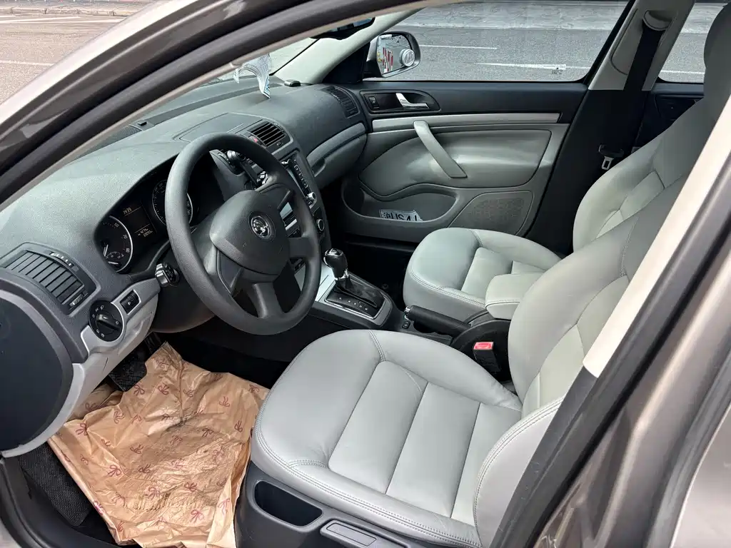 Skoda Octavia — миниатюра 3