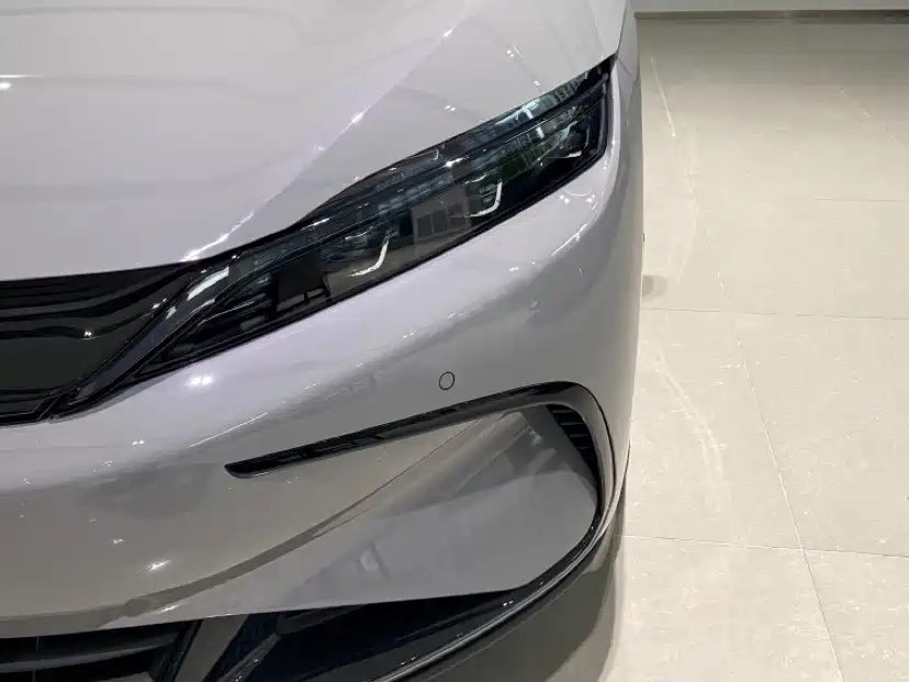 BYD Han 2025 DM-i Smart Drive 125KM Flagship