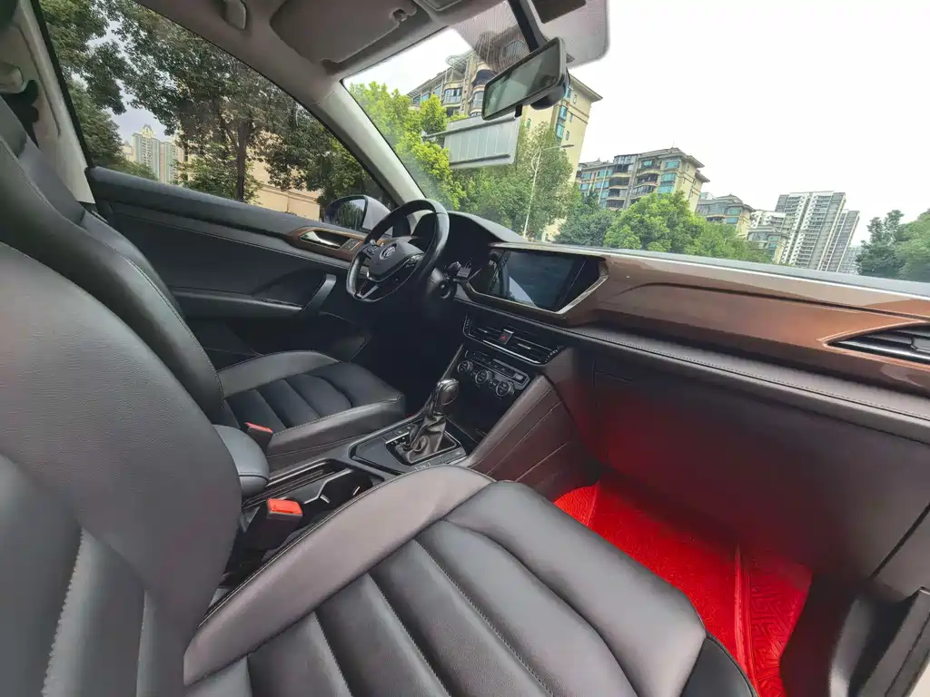 Volkswagen Tharu — миниатюра 11