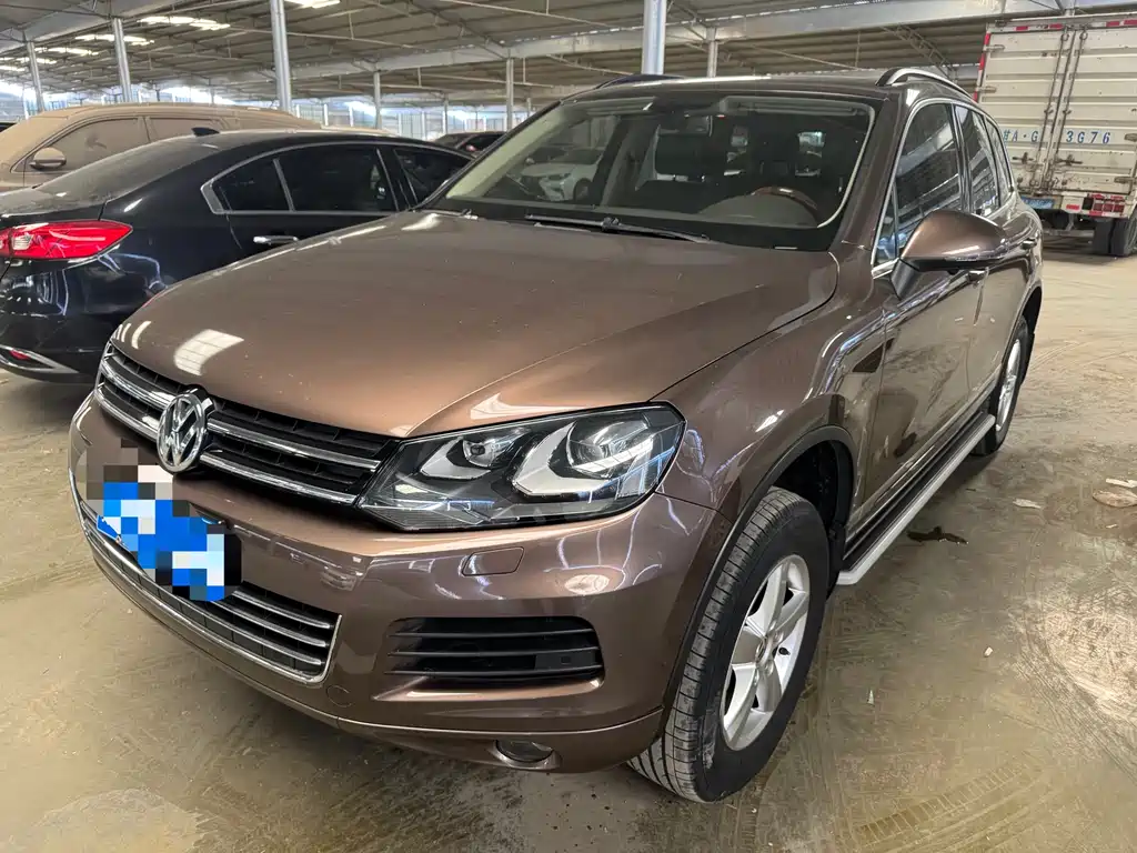 Купить Volkswagen Touareg