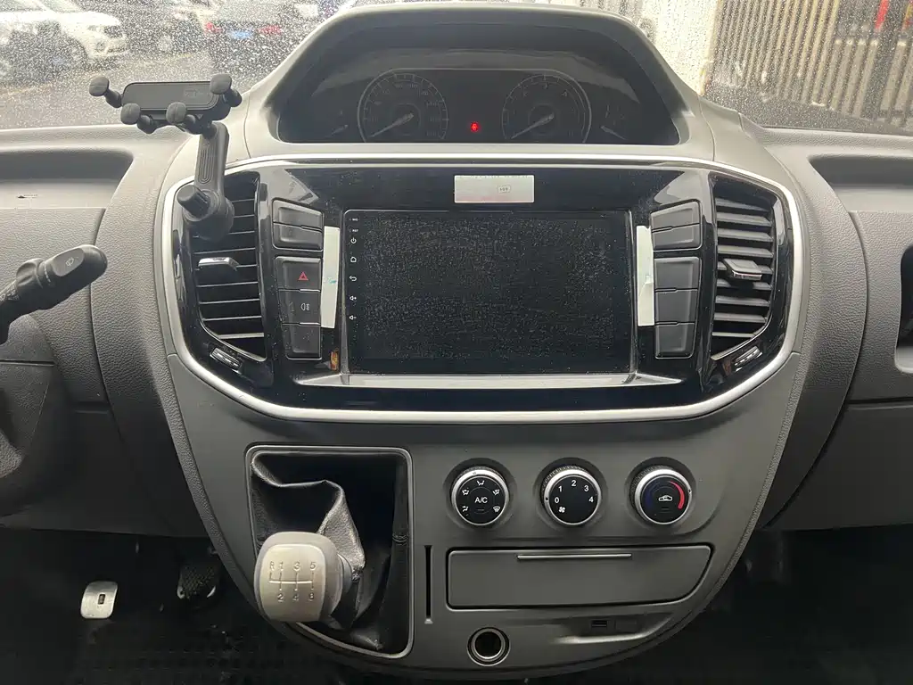 SAIC MAXUS XINTU V80