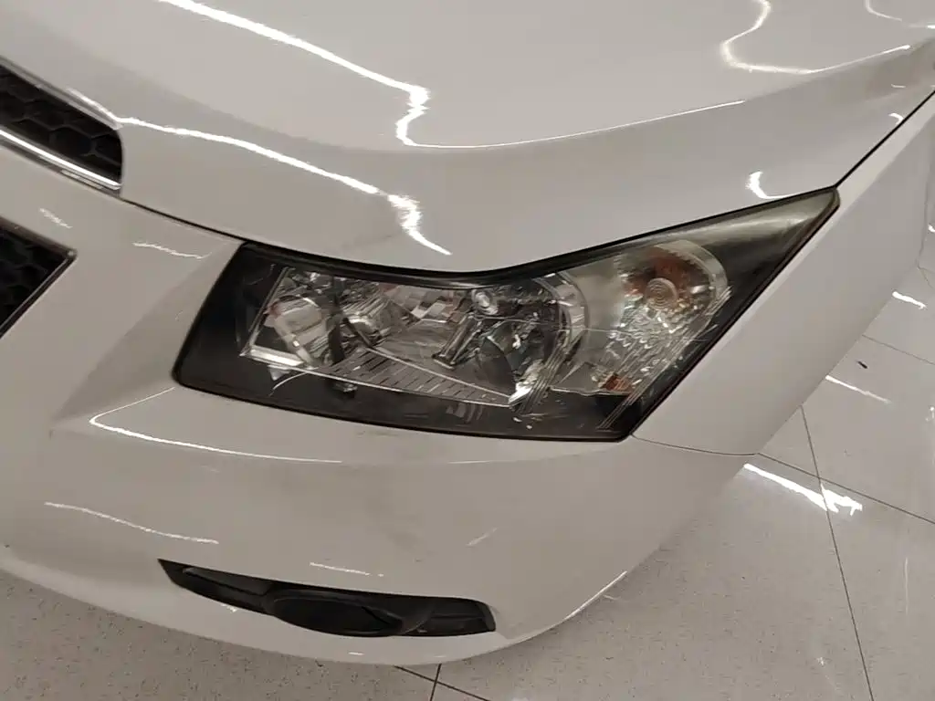 Chevrolet Cruze — миниатюра 24