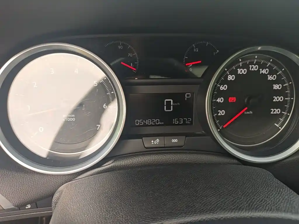 Peugeot 408 — миниатюра 12