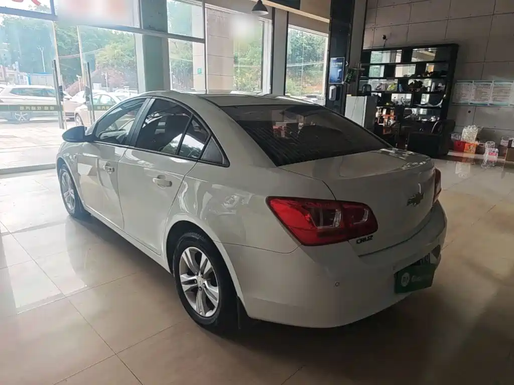 Chevrolet Cruze — миниатюра 5