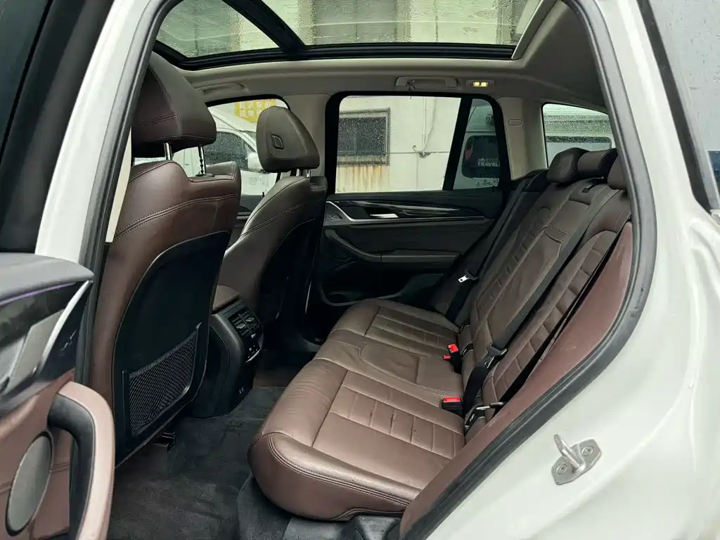 BMW X3 — миниатюра 4