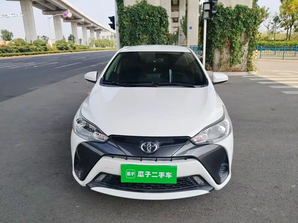 Toyota Yaris L — миниатюра 3