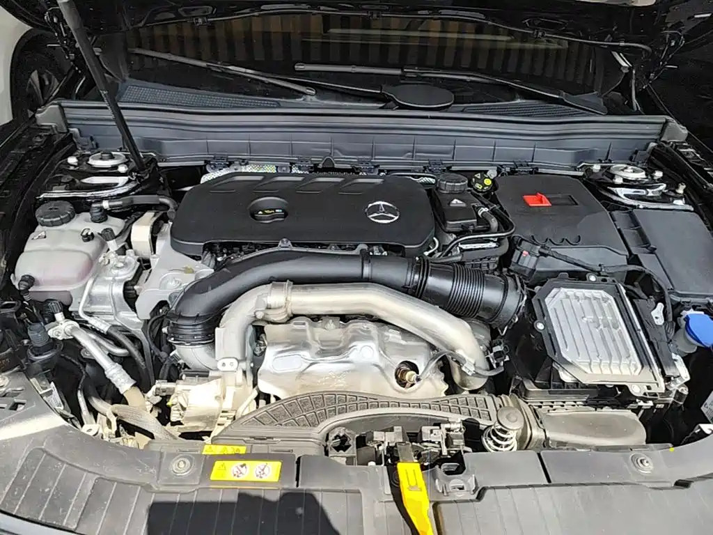 Mercedes-Benz GLB — миниатюра 20