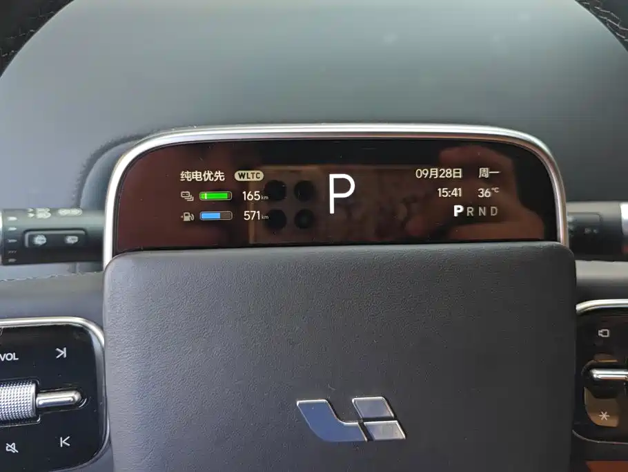 Li Auto Li L8 — миниатюра 14