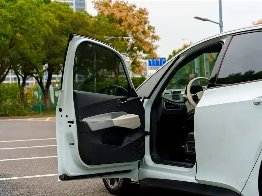 Volkswagen ID.3 — миниатюра 7