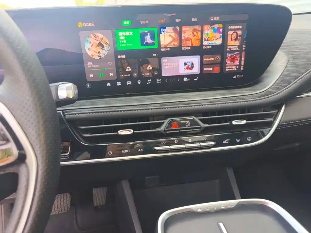 Buick LaCrosse — миниатюра 13