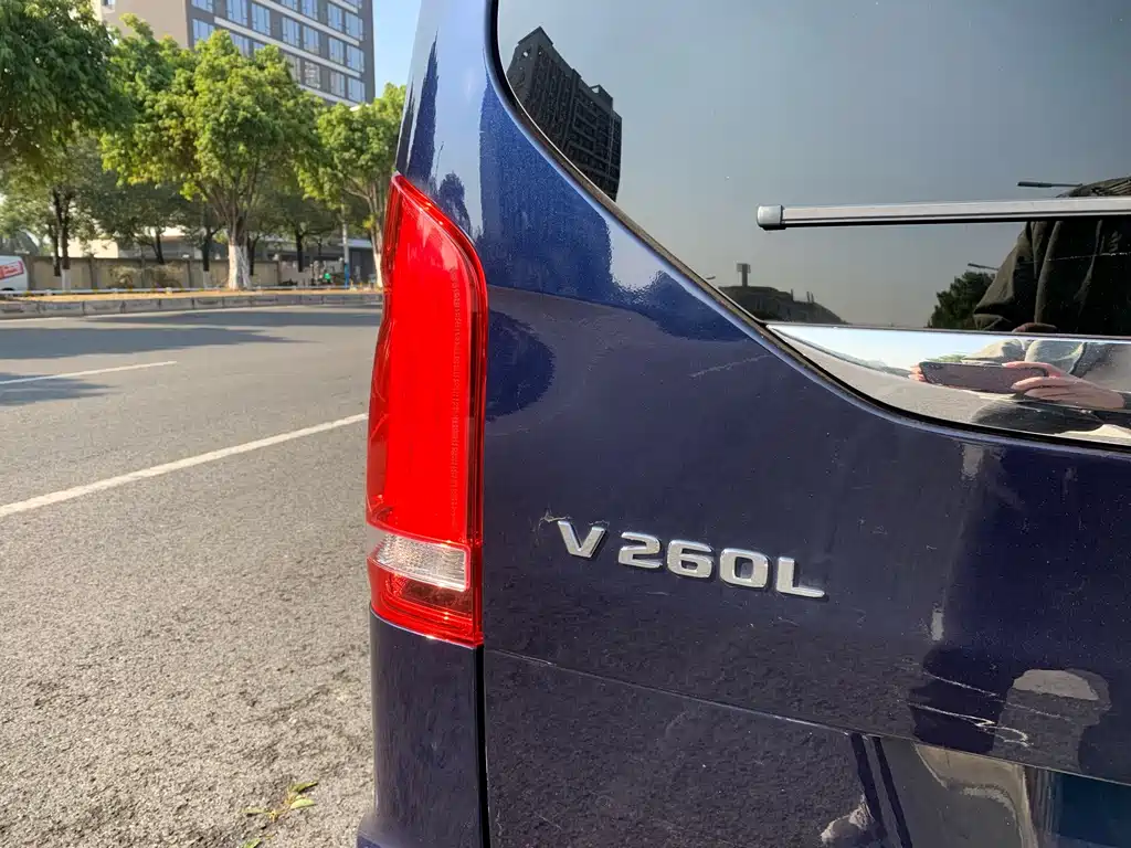 Mercedes-Benz V-Class V 260 Premium Edition, фото 12