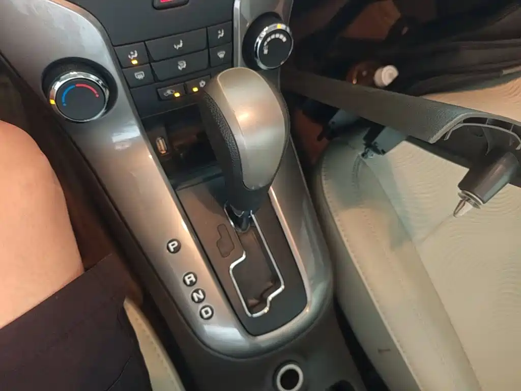 Chevrolet Cruze — миниатюра 14