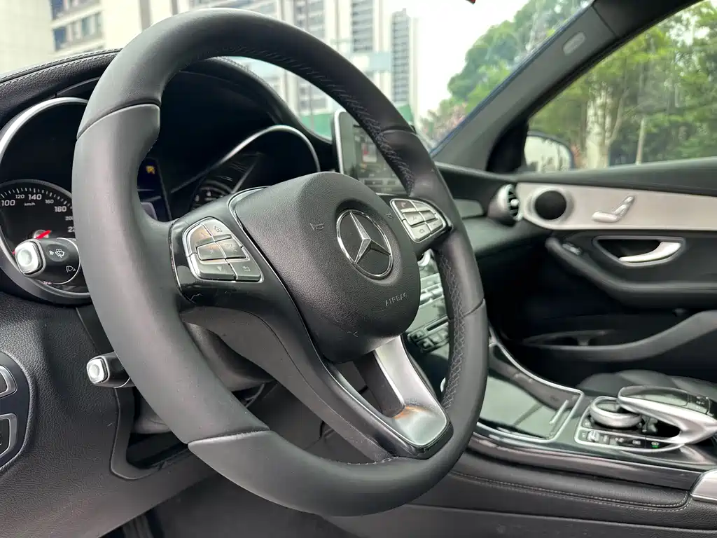 Mercedes-Benz GLC 2016 GLC 200 4MATIC