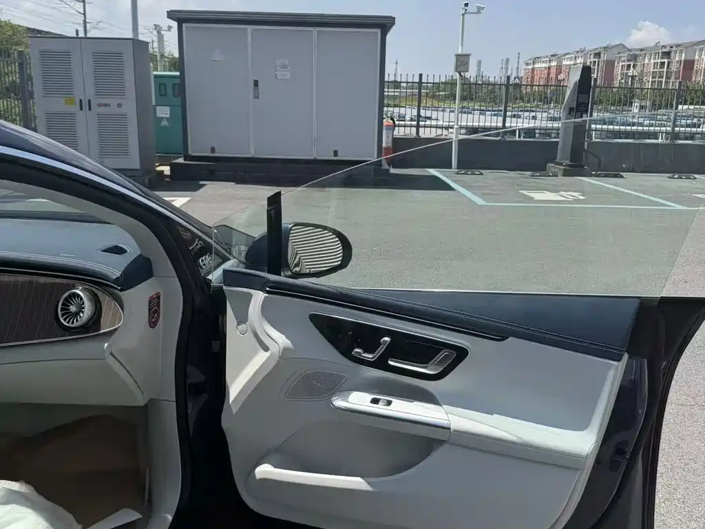 Mercedes-Benz EQE — миниатюра 14