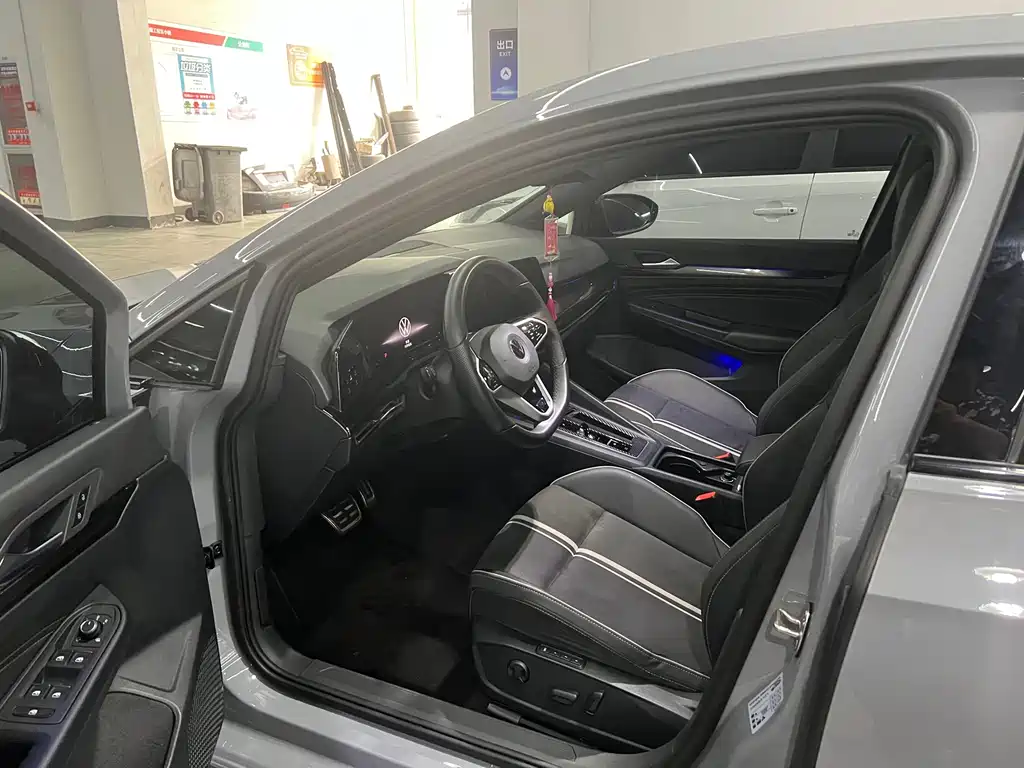 Volkswagen Golf — миниатюра 7