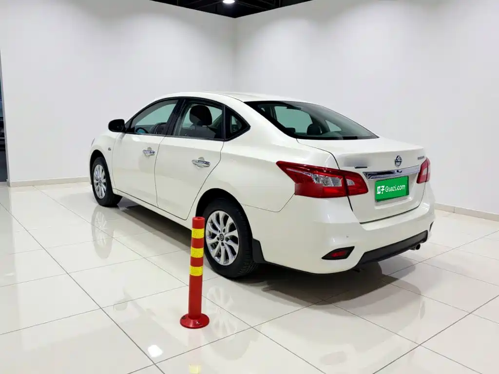 Nissan Sylphy — миниатюра 4