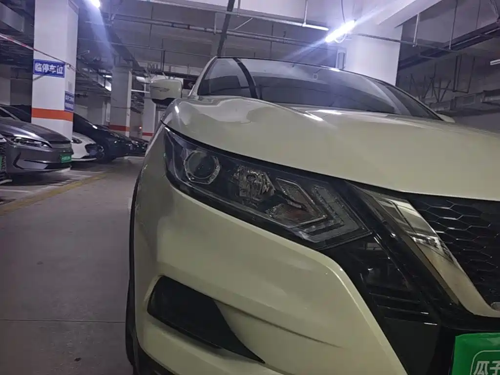Nissan Qashqai — миниатюра 8