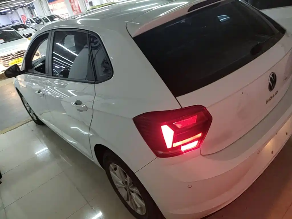 Volkswagen Polo — миниатюра 5