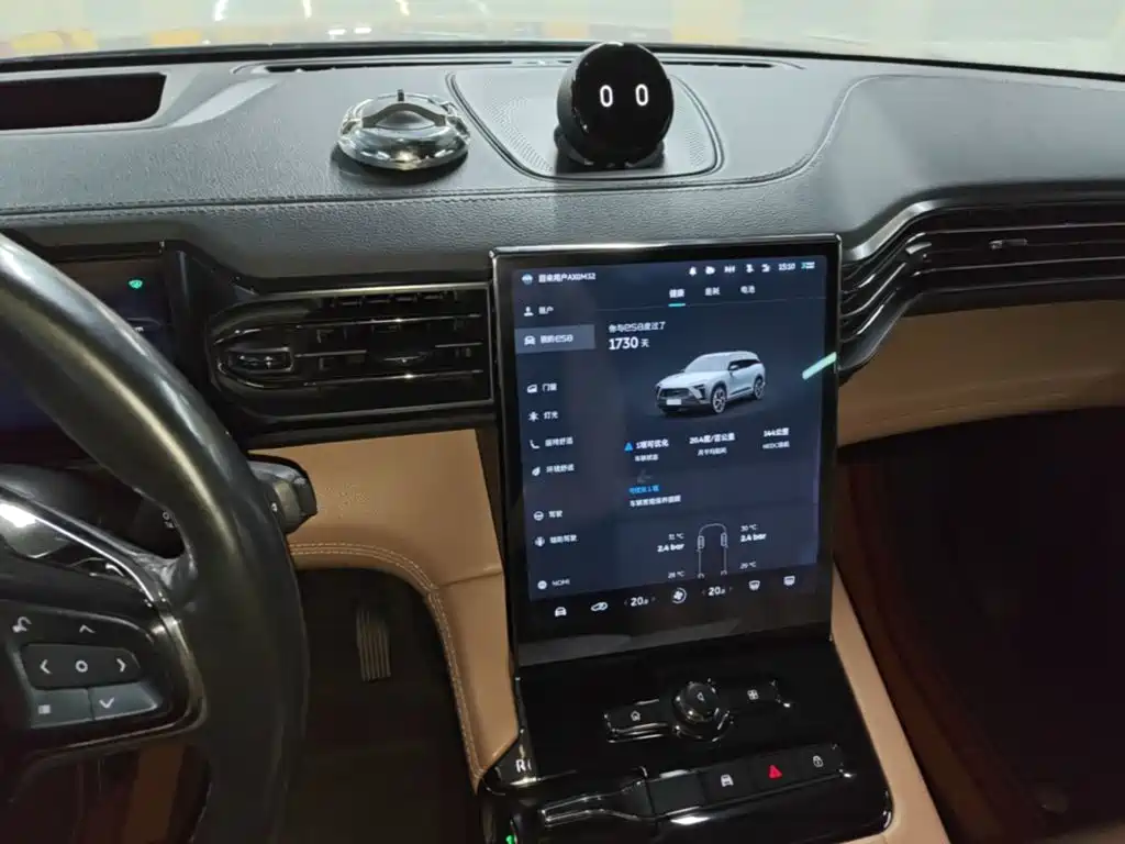 NIO ES8 — миниатюра 13