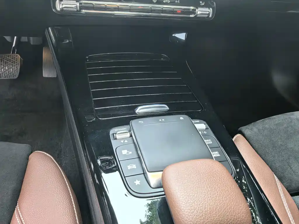 Mercedes-Benz A-Class — миниатюра 12
