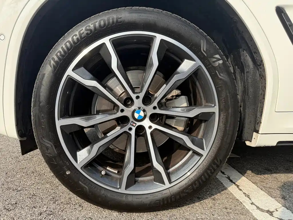 BMW X4 — миниатюра 6