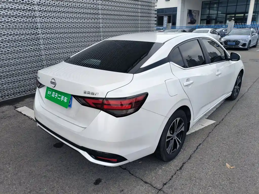 Nissan Sylphy — миниатюра 7